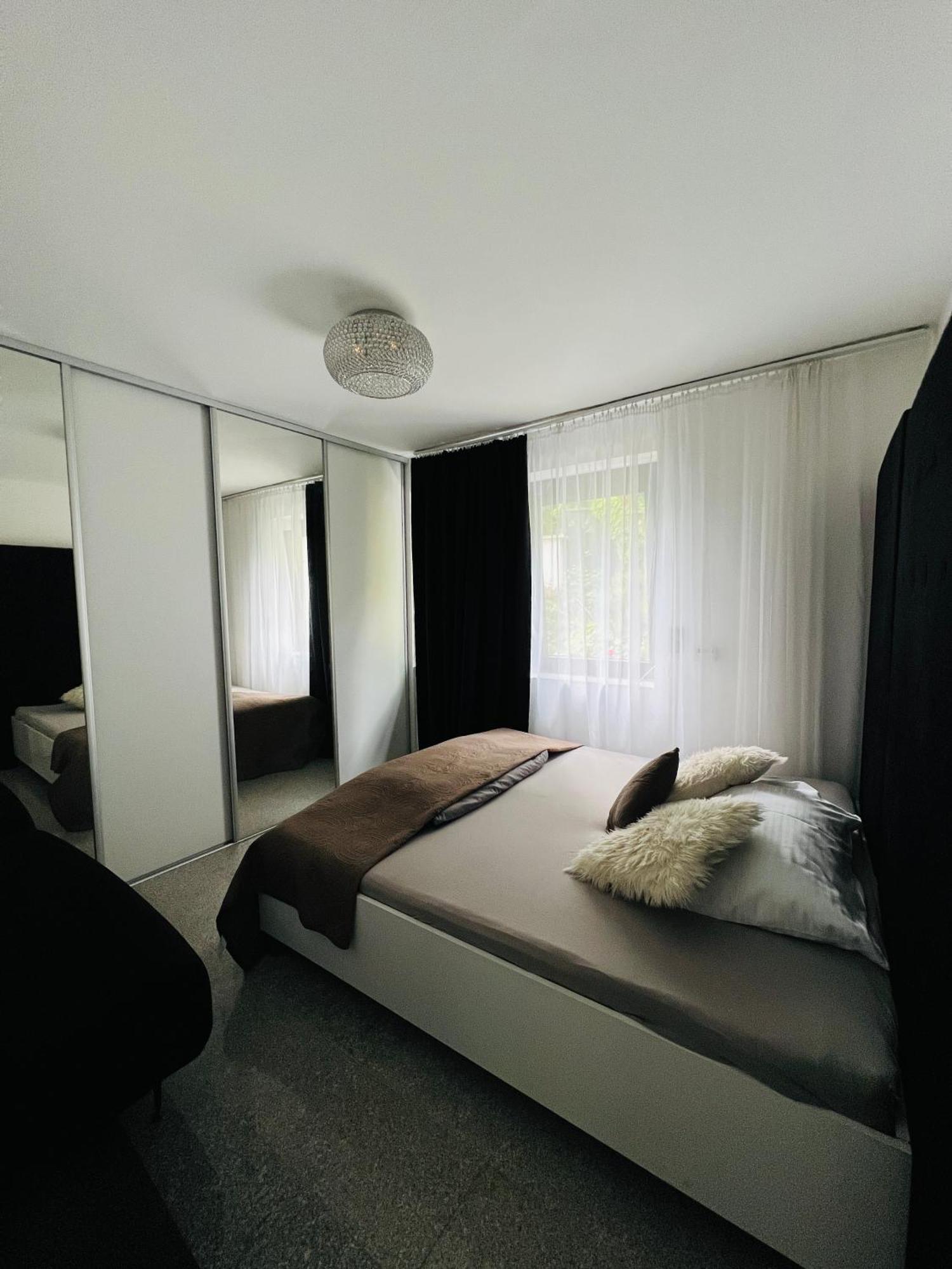 Koliba Apartments Bratislava Esterno foto
